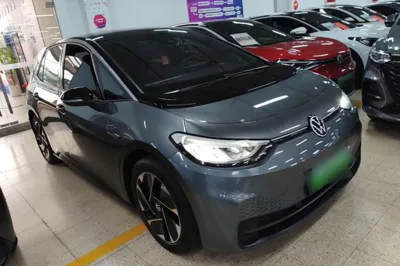 Volkswagen ID.3 2023, 38000 км, за 100616.74 CNY