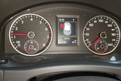 Volkswagen Tiguan 2015, 101199 км, за 47816.1 CNY - фото 19