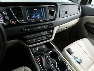 Kia Canival 2019, 98395 км, за 17800000 KRW - фото 9