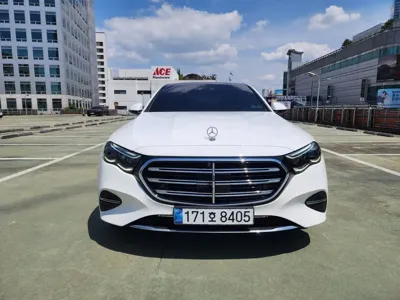 Mercedes-Benz E-Class 2024, 23736 км, за 54130000 KRW