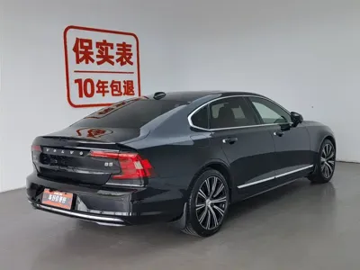 Volvo S90 2023, 59000 км, за 157800 CNY