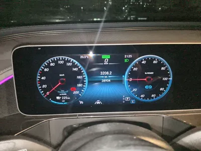 Mercedes-Benz EQC 2020, 38900 км, за 125463.32 CNY - фото 12