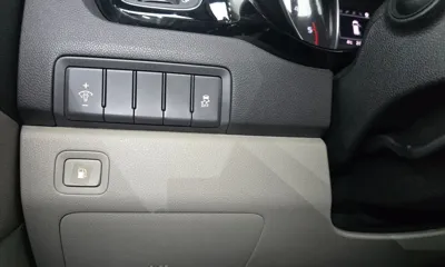 Kia Canival 2015, 205967 км, за 7500000 KRW - фото 16