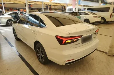 Roewe i6 MAX New Energy 2023, 2600 км, за 80932.6 CNY - фото 4