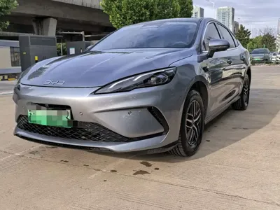 BYD Seal 05 DM-i · 2025 год