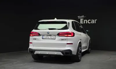 BMW X5 2023, 15301 км, за 114000000 KRW