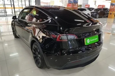 Tesla Model Y 2022, 79700 км, за 171974.93 CNY