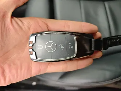 Mercedes-Benz GLC 2022, 49600 км, за 221100 CNY - фото 12