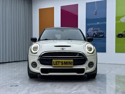 MINI MINI 2019, 46000 км, за 125800 CNY