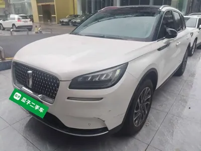 Lincoln Corsair · 2022 год