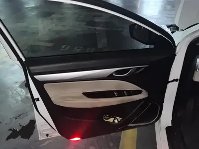 Geely Emgrand 2018, 78200 км, за 15700 CNY - фото 7