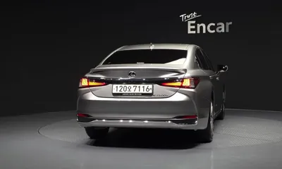 Lexus ES 2026, 3584 км, за 61000000 KRW - фото 4
