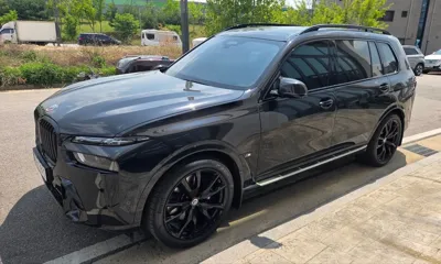 BMW X7 · 2026 год