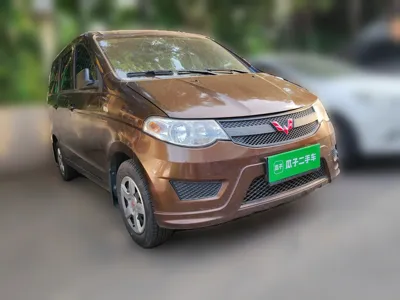 Wuling Hongguang 2015, 57000 км, за 22378.91 CNY