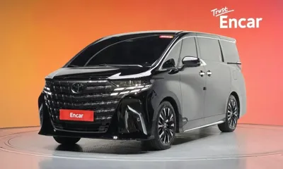 Toyota Alphard · 2025 год