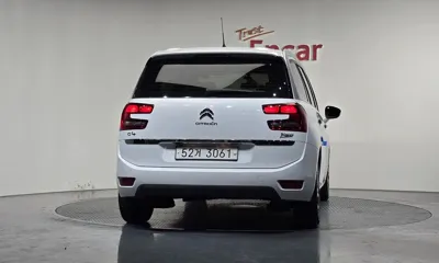 Citroen-DS C4 Picasso 2018, 121149 км, за 9800000 KRW