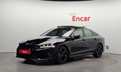 Kia K5 · 2023 год