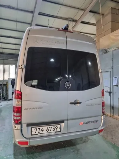 Mercedes-Benz Sprinter 2016, 59966 км, за 56000000 KRW