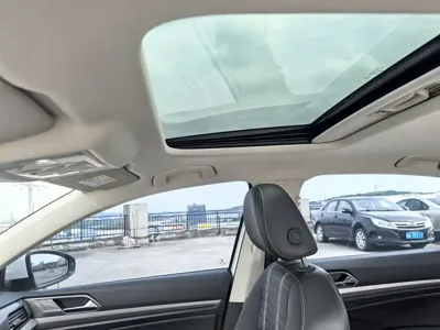 Volkswagen Lavida 2021, 60000 км, за 59800 CNY - фото 12