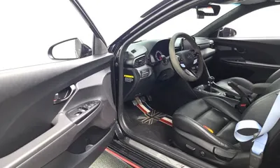 Hyundai Veloster 2019, 100248 км, за 11900000 KRW - фото 11