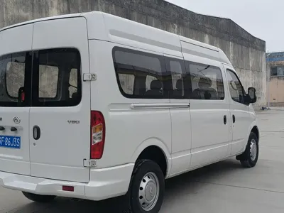 大通 V80 2019, 120000 км, за 53800 CNY
