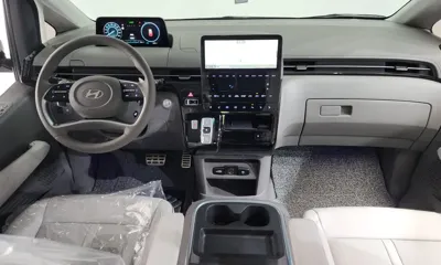 Hyundai Staria 2025, 3459 км, за 67500000 KRW - фото 7