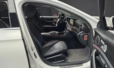 Mercedes-Benz E-Class 2018, 72770 км, за 21900000 KRW - фото 26