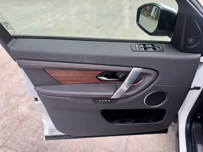 Land Rover Discovery Sport 2021, 97000 км, за 105800 CNY - фото 10