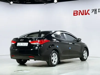 Hyundai Avante 2013, 150547 км, за 2500000 KRW
