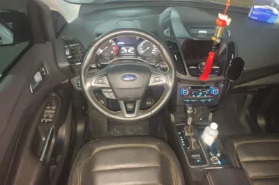 Ford Kuga 2017, 104700 км, за 57320.48 CNY - фото 9