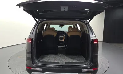 Kia Canival 2021, 55974 км, за 26990000 KRW - фото 20