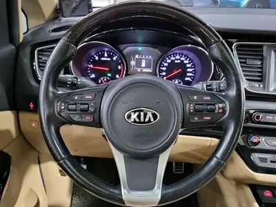 Kia Canival 2016, 189225 км, за 10500000 KRW - фото 13