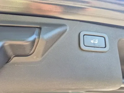 Land Rover Discovery Sport 2017, 128506 км, за 8990000 KRW - фото 11