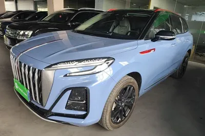 Hongqi HS3 · 2023 год