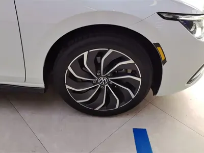 Volkswagen Golf 2022, 32500 км, за 85500 CNY - фото 6