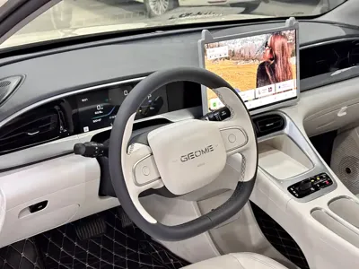 Galaxy Starburst 2025, 8000 км, за 61800 CNY