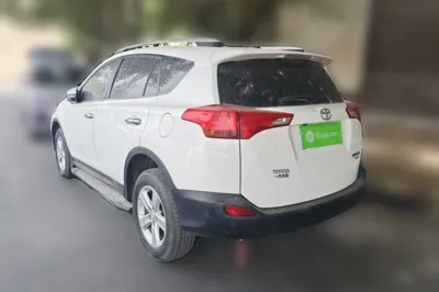 Toyota RAV4 2013, 55900 км, за 55539.41 CNY