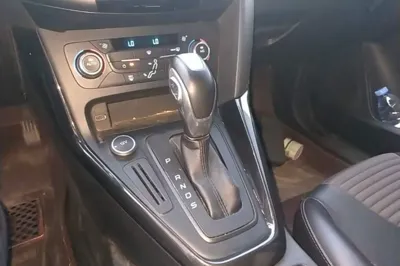 Ford Focus 2017, 65600 км, за 41168.5 CNY - фото 17