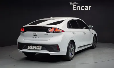 Hyundai Ioniq 2020, 235289 км, за 9700000 KRW