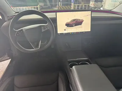 Tesla Model 3 2024, 30000 км, за 168800 CNY - фото 5