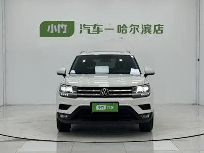 Volkswagen Tharu 2023, 3200 км, за 139800 CNY