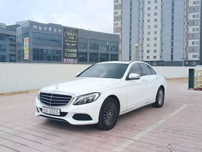Mercedes-Benz C-Class · 2016 год