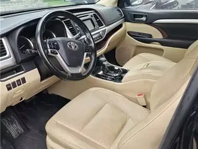 Toyota Highlander 2016, 120000 км, за 88800 CNY - фото 16