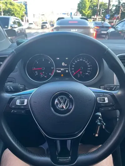 Volkswagen Polo 2015, 114694 км, за 5990000 KRW - фото 9