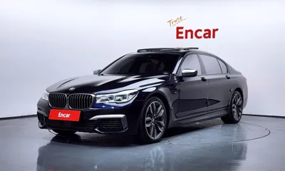 BMW 7-Series · 2018 год