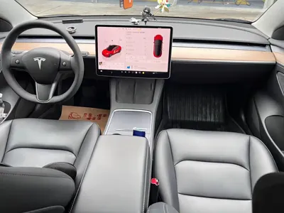 Tesla Model 3 2023, 32000 км, за 128800 CNY - фото 7