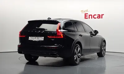 Volvo V60 2020, 172704 км, за 19500000 KRW
