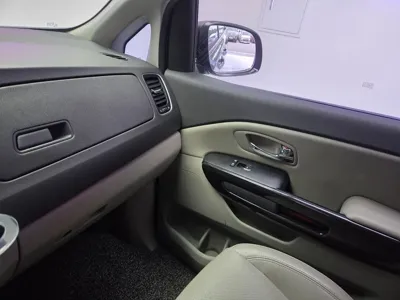 Kia Canival 2016, 50313 км, за 15900000 KRW - фото 16