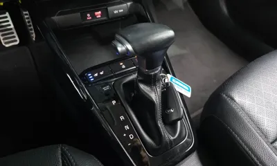 Kia Stonic 2019, 63038 км, за 10500000 KRW - фото 9