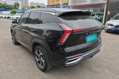 Geely Auto FX11 2023, 82400 км, за 87999.71 CNY